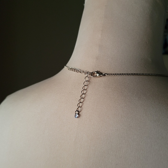 Trendy Silver Tone "Virgo" Zodiac Pendant Necklace - Picture 6 of 8